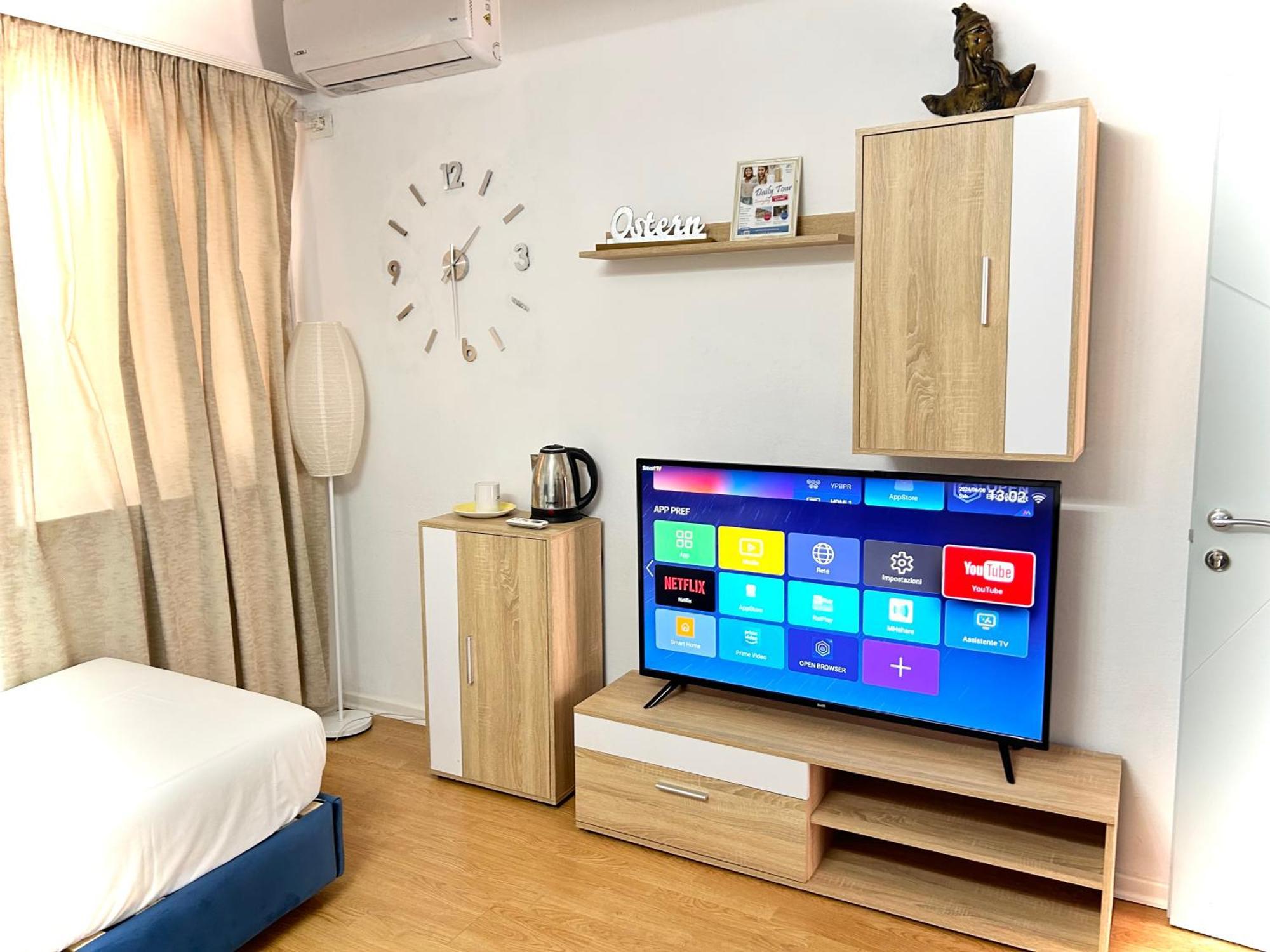 Budget Retreat Tirana & Studios Bagian luar foto